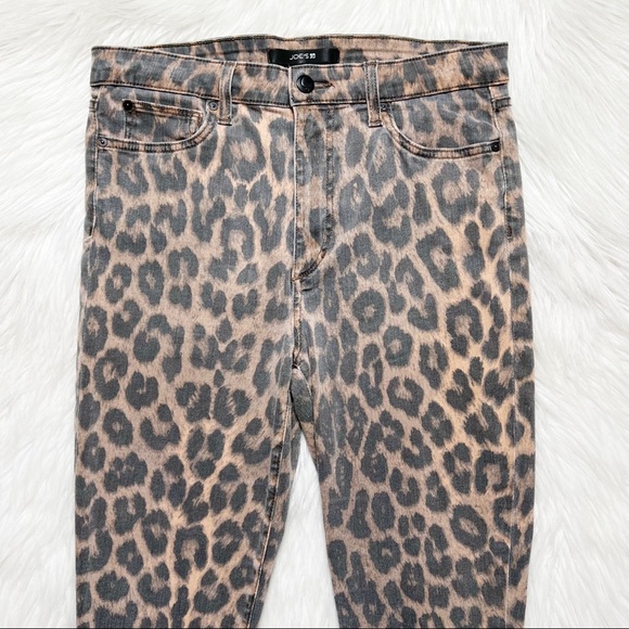 SOLD-Joe’s Raw Hem Leopard Print Skinny Ankle Jeans - Picture 4 of 11